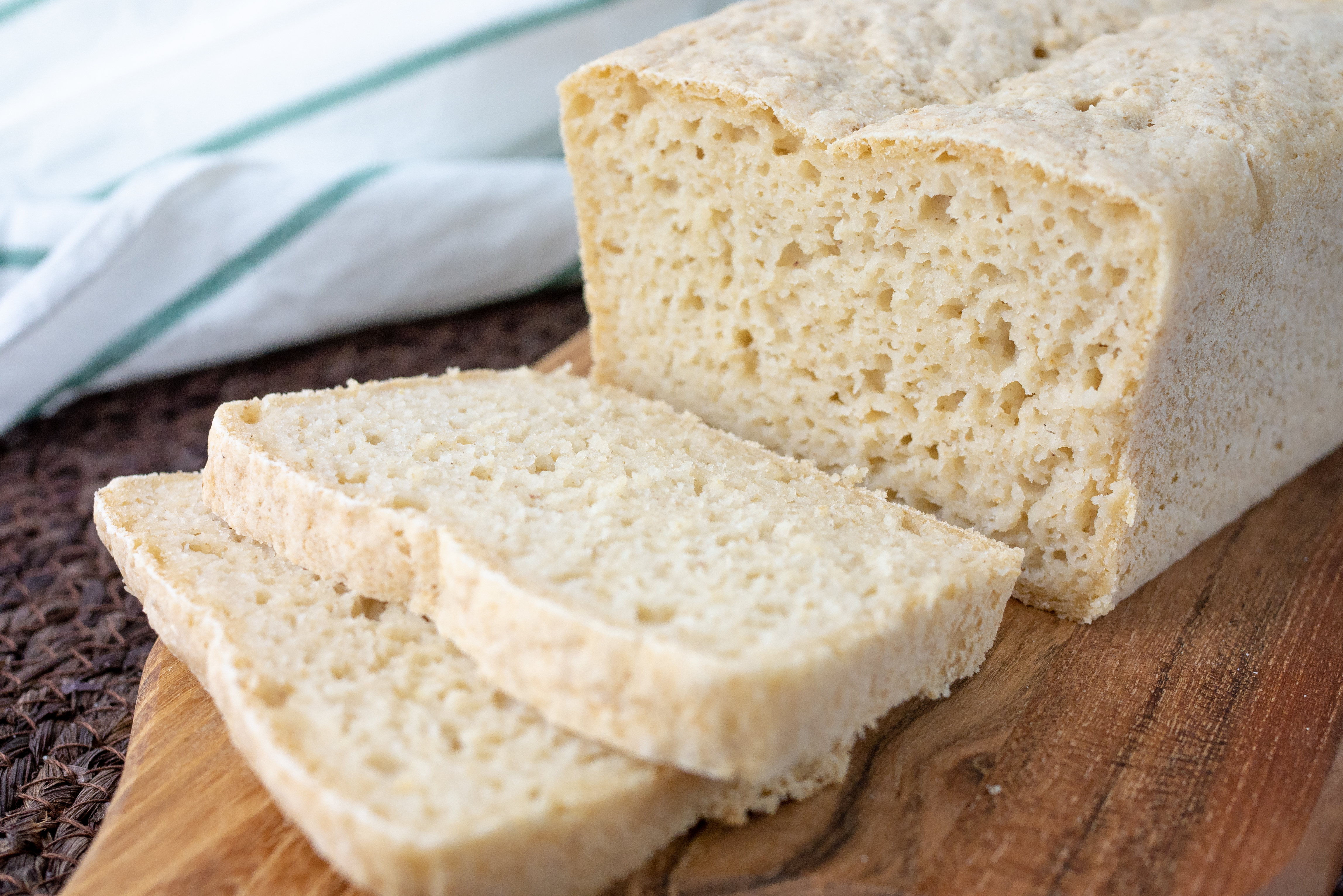 Bezglutenowy chleb biały