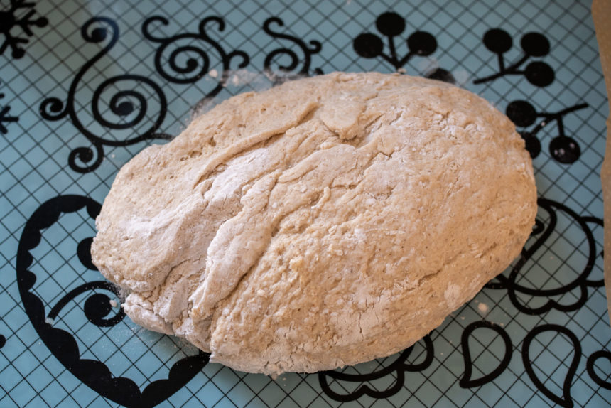 Bezglutenowy chleb z garnka